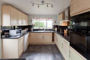 Kitchen- click for photo gallery